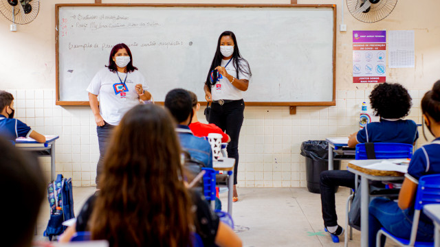 Articuladoras locais realizam ação de mobilização em escola de Marabá (PA).